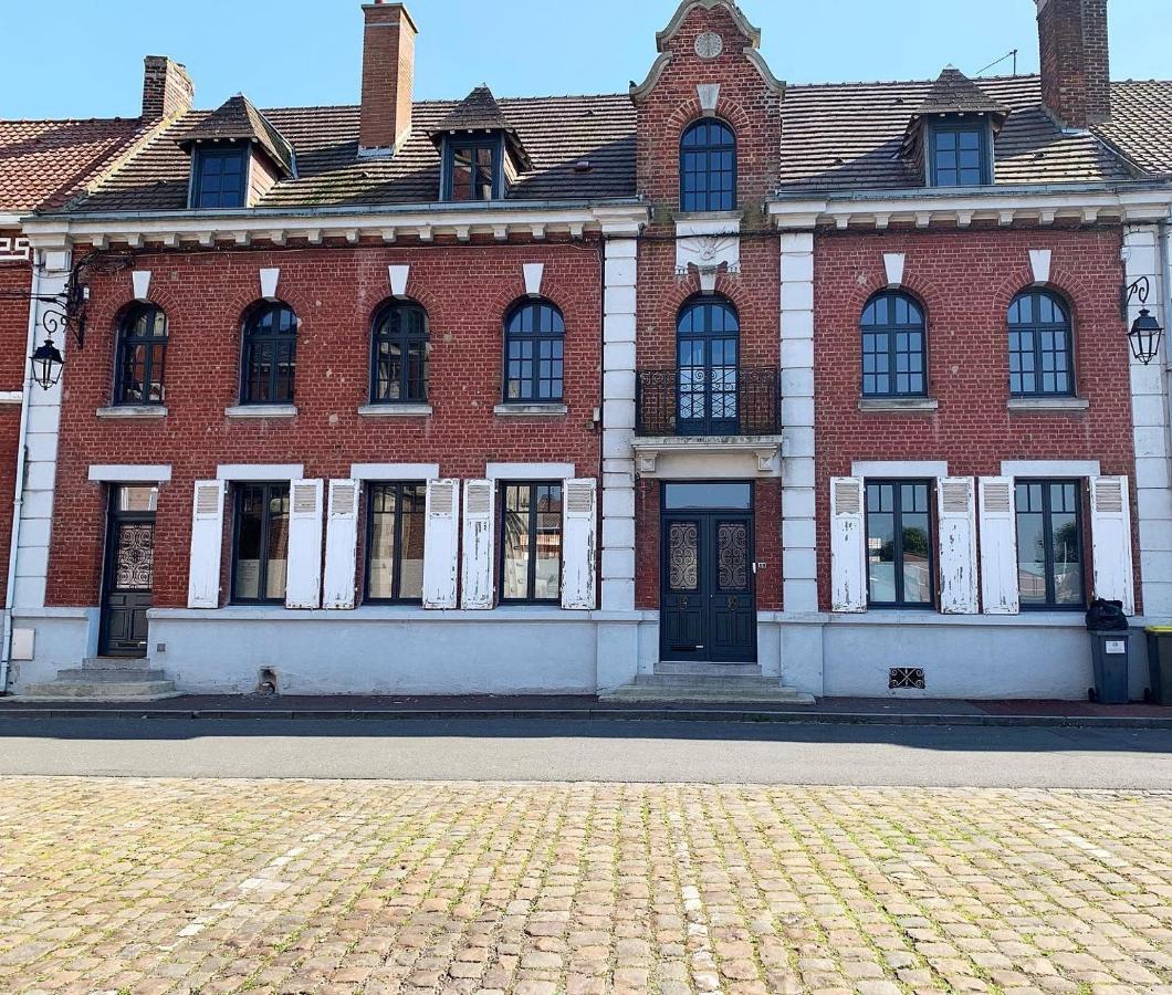 6 place de la détente Saint-Venant Extérieur photo
